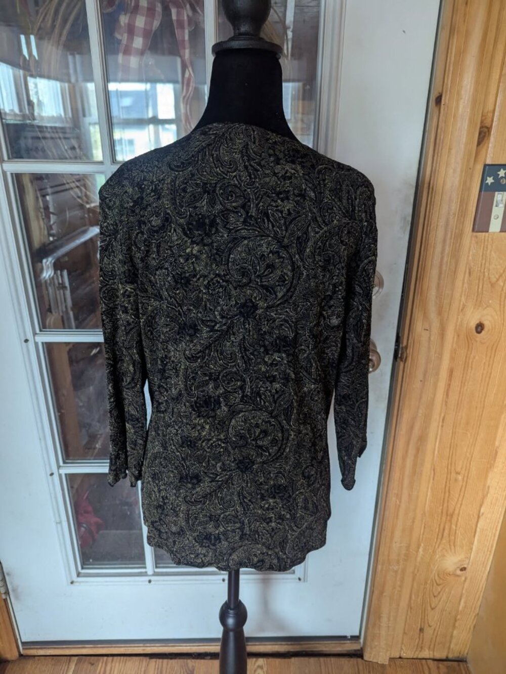 Top (pretty) size medium dark Green, Black & Tan